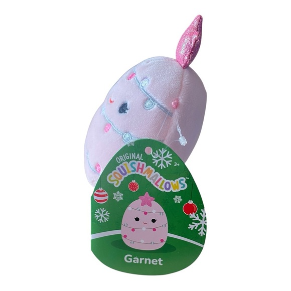 Squishmallows Garnet 4” Pink Christmas Tree Plush NEW - Picture 3 of 6